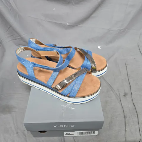VIONIC KELLYN PLATFORM SANDALS – BLUE, UK 6 (US 8, EU 39)