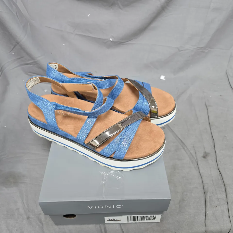 VIONIC KELLYN PLATFORM SANDALS – BLUE, UK 6 (US 8, EU 39)