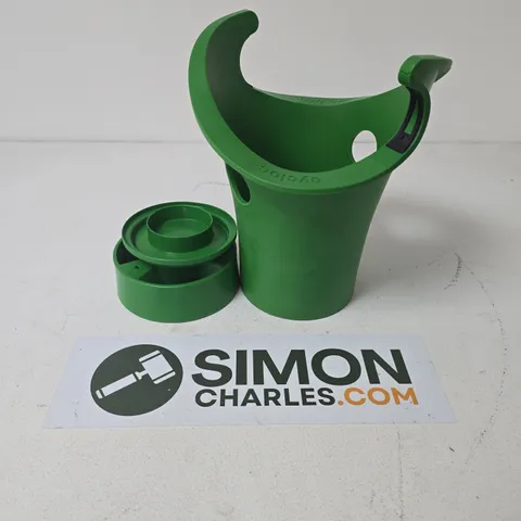 CYCLOC SOLO WALL MOUNT BIKE STORAGE RACK IN GREEN