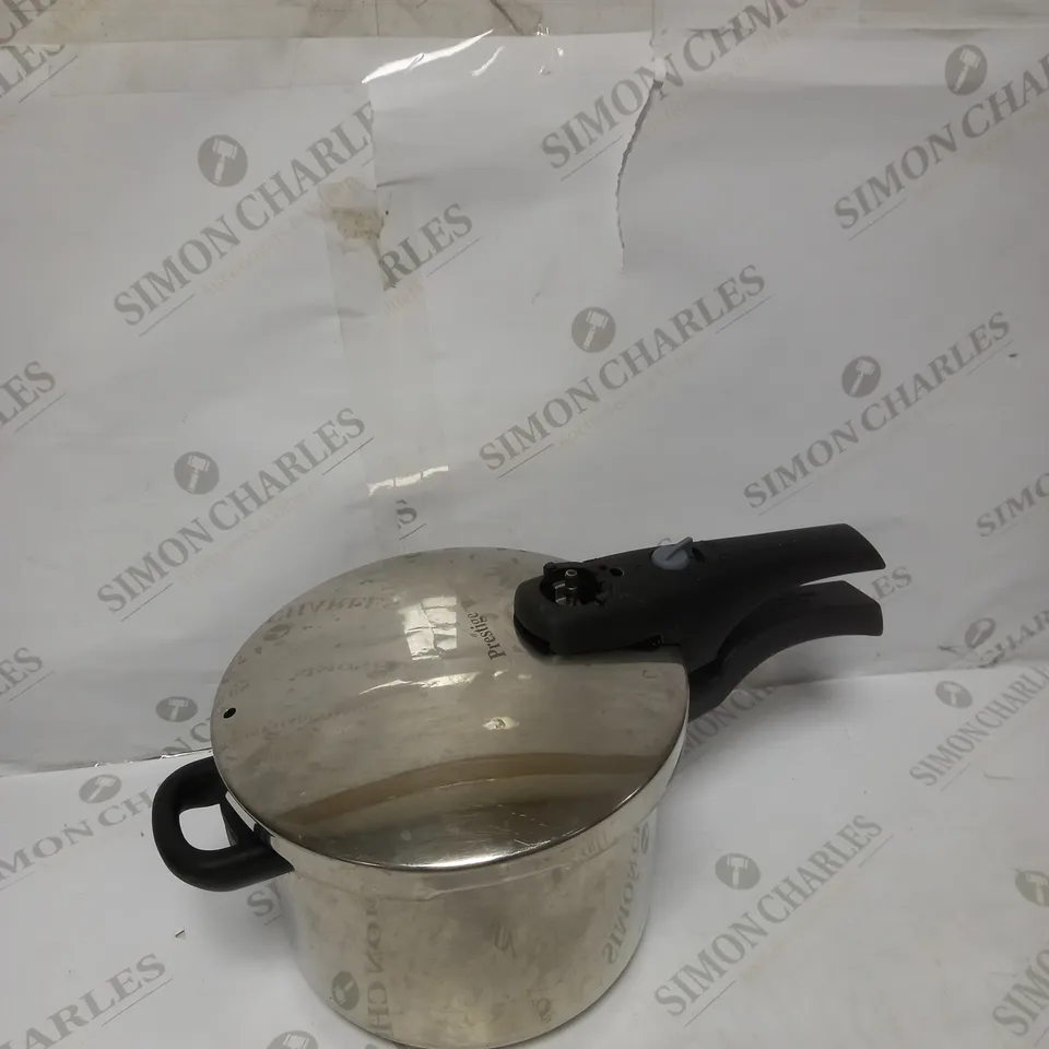 PRESTIGE SMART PLUS PRESSURE COOKER