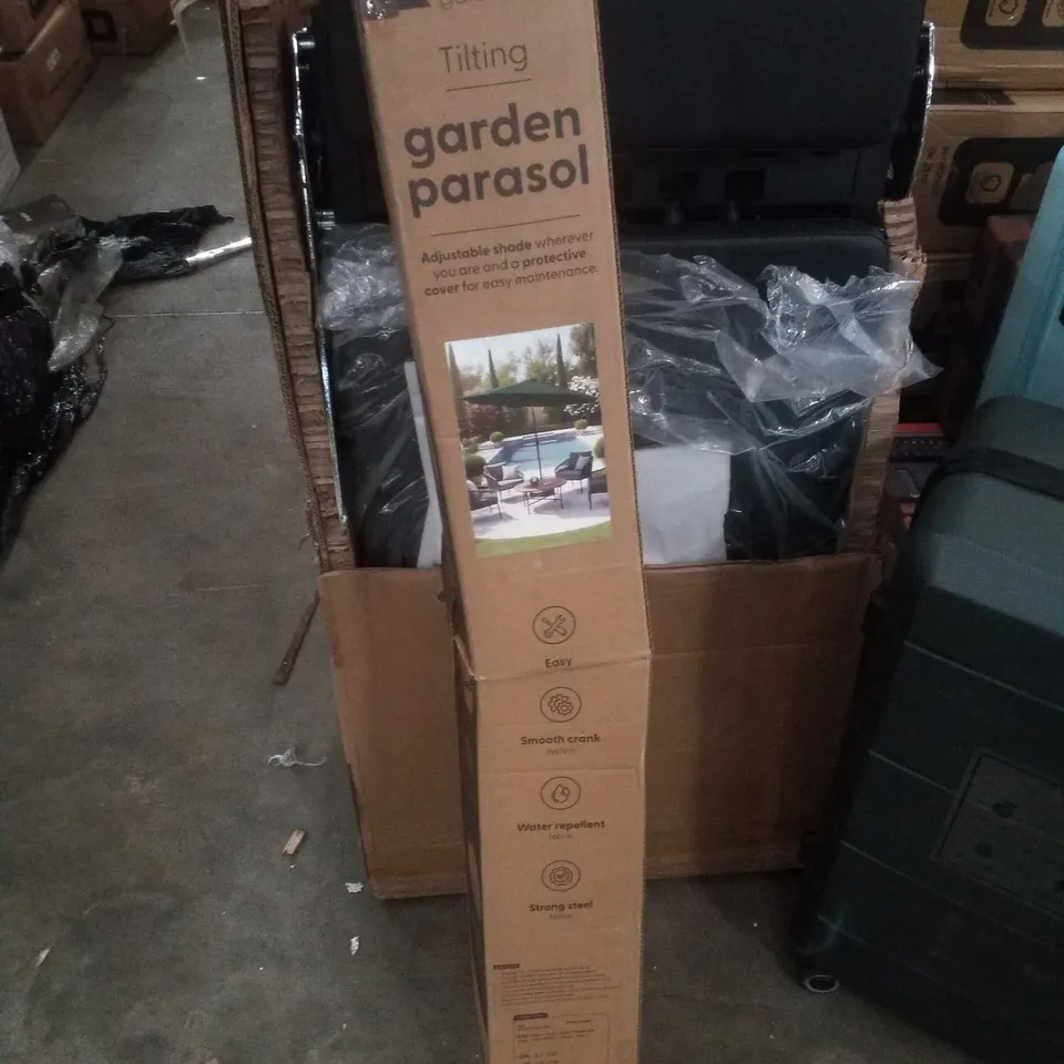 BOXED KEPLIN GARDEN TILTING GARDEN PARASOL 