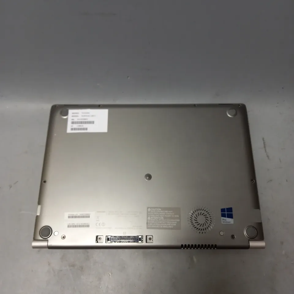 TOSHIBA PORTEGE 230-C LAPTOP IN SILVER