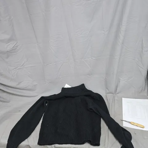 BOX OF APPROXIMATELY 25 ITEMS OF CLOTHING TO INCLUDE: BLACK TURTLENECK, BLACK STRETCH DENIM JACKET AND RED TURTLENECK