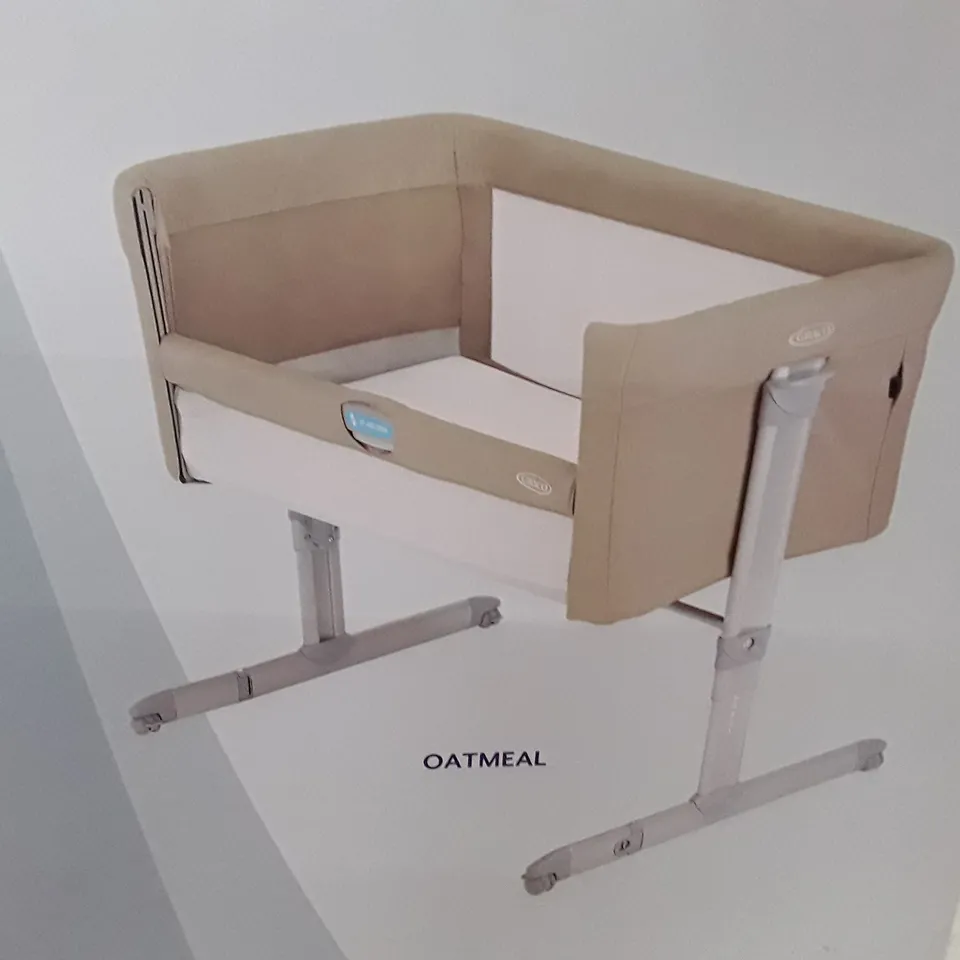 BOXED SWEET2SLEEP BEDSIDE BASSINET - OATMEAL  RRP £119
