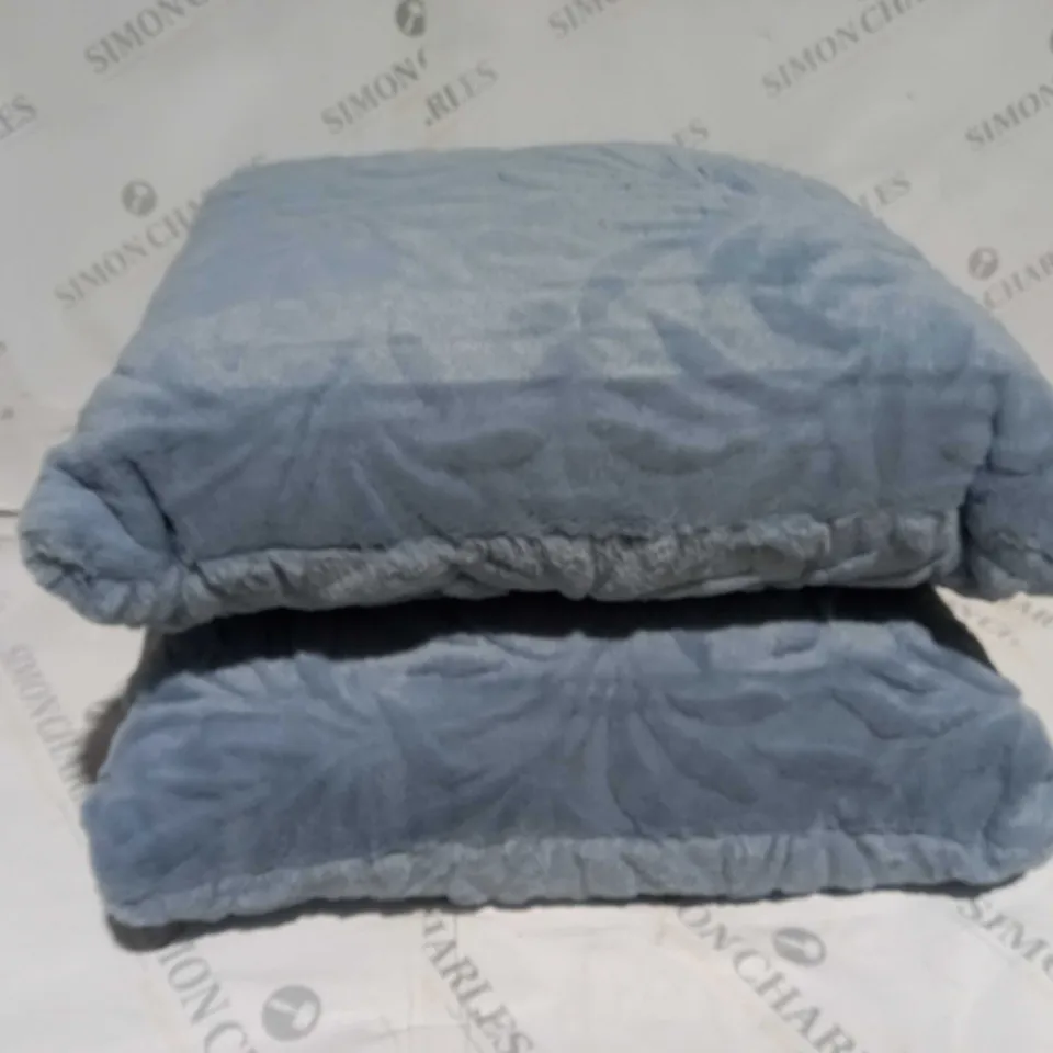 COZEE HOME PAIR OF LARGE CUSHIONS SKY BLUE