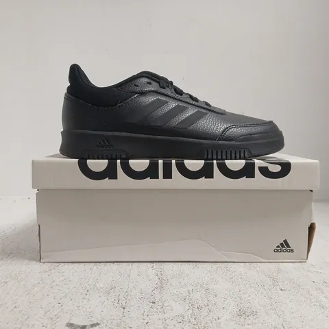 BOXED PAIR OF ADIDAS TENSAUR SPORT 2.0 TRAINERS IN BLACK SIZE UK 4