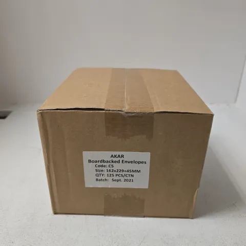 BOXED AKAR BOARDBACKED ENVELOPES C5 (125PCS)