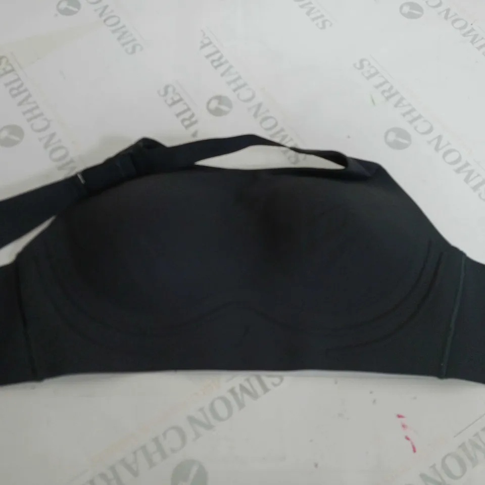 GYMSHARK CROSS BACK SPORTS BRA - M