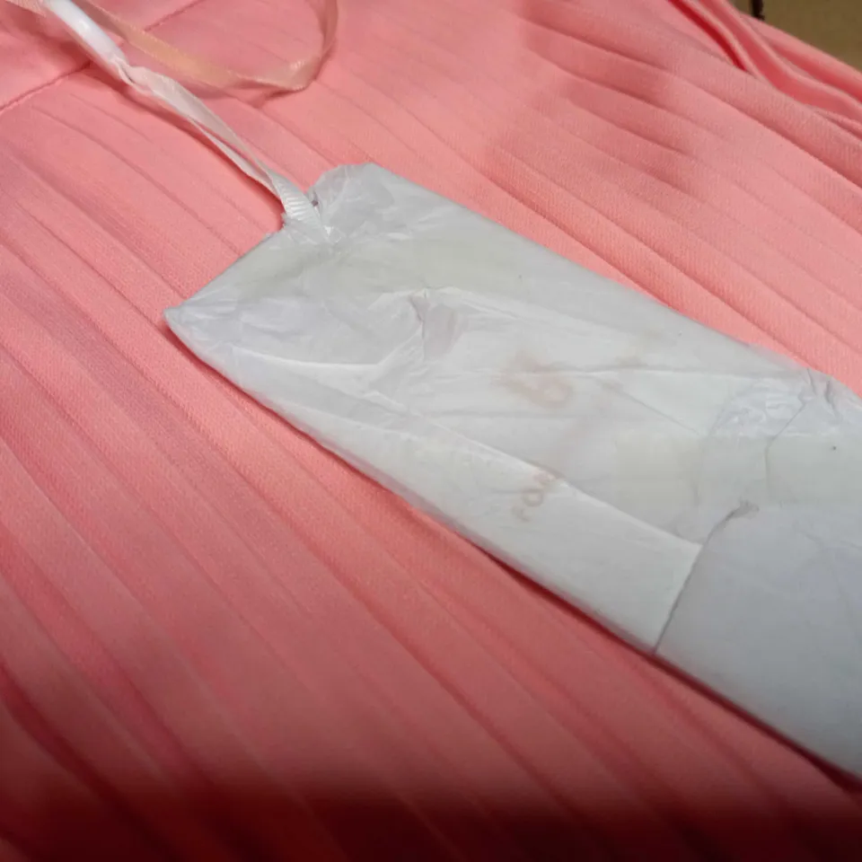 FOREVER UNIQUE PEACH/BLUE PLEATED STATEMENT TROUSERS - SIZE 14