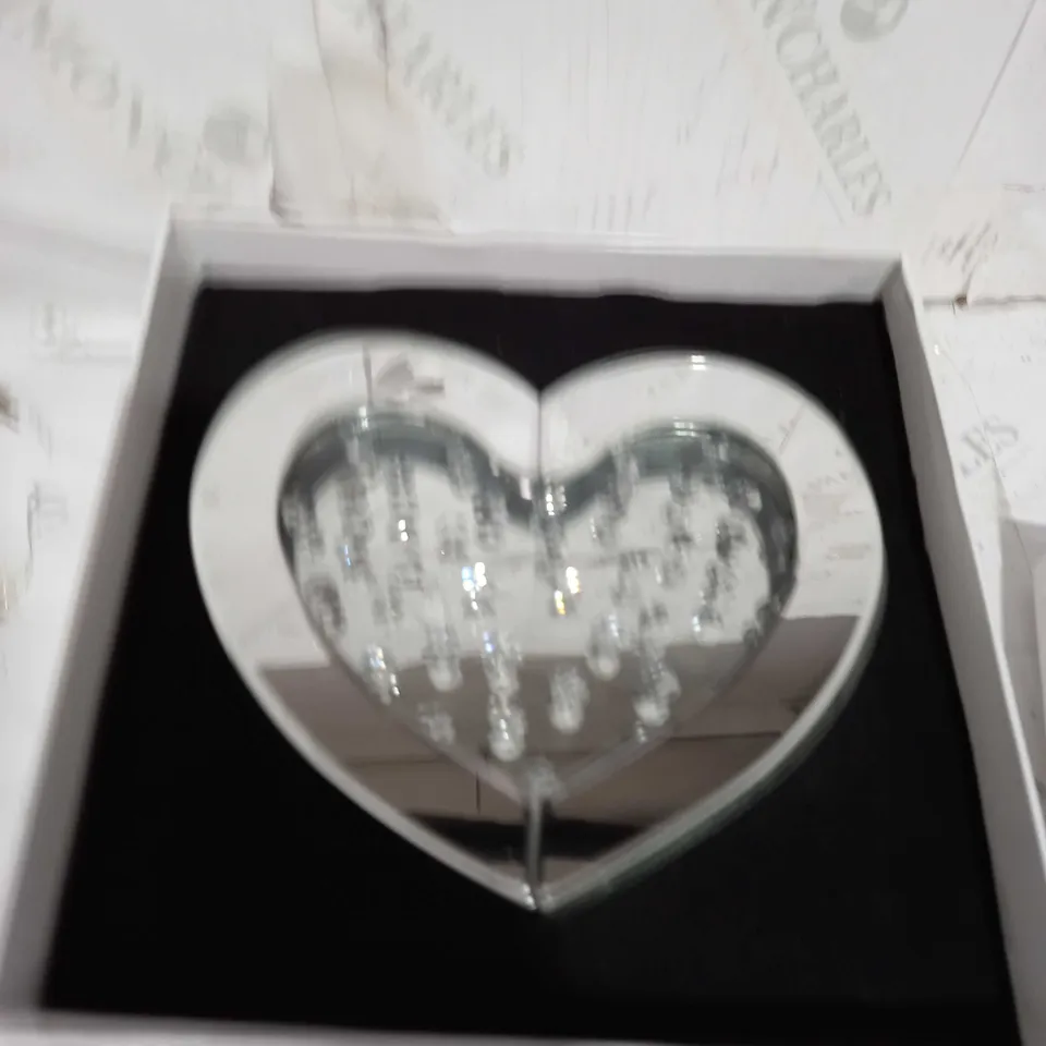 JM BY JULIEN MACDONALD ENCAPSULATED CRYSTAL TRINKET BOX IN GIFT BOX