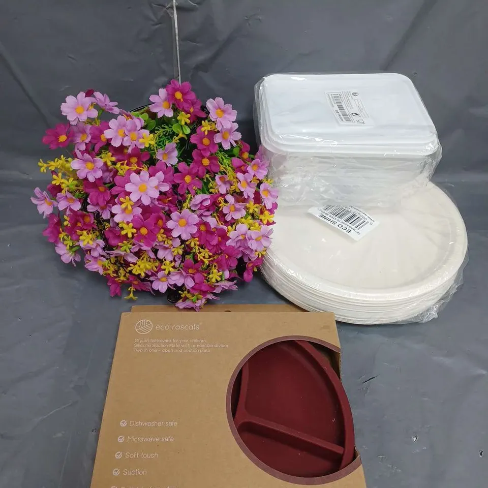 APPROXIMATELY 20 HOUSEHOLD TO INCLUDE KITCHENWARE AND FAUX FLOWER HANGING BASKET