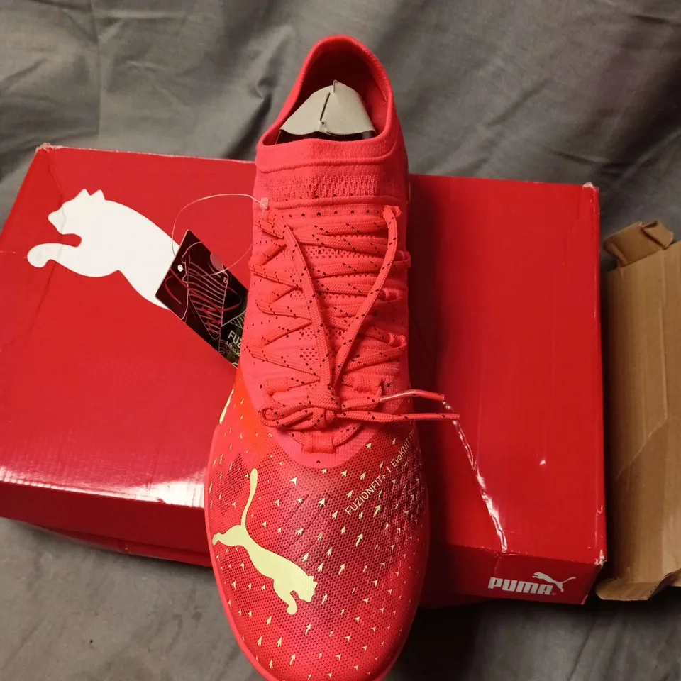 PUMA FOOTBALL  FUZIONFIT+ TRAINERS RED - MEN'S UK 9.5 SIZE