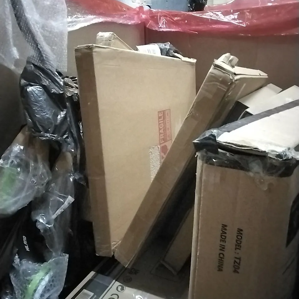 PALLET OF HOUSEHOLD ITEMS TO INCLUDE PICTURE FRAMES, BIKE,STEP LADDER,MIRROR AND OTHER ASSORTED ITEMS...
