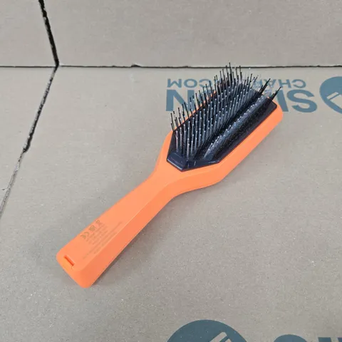 BOXED LAB LIFE LED HAIRBRUSH