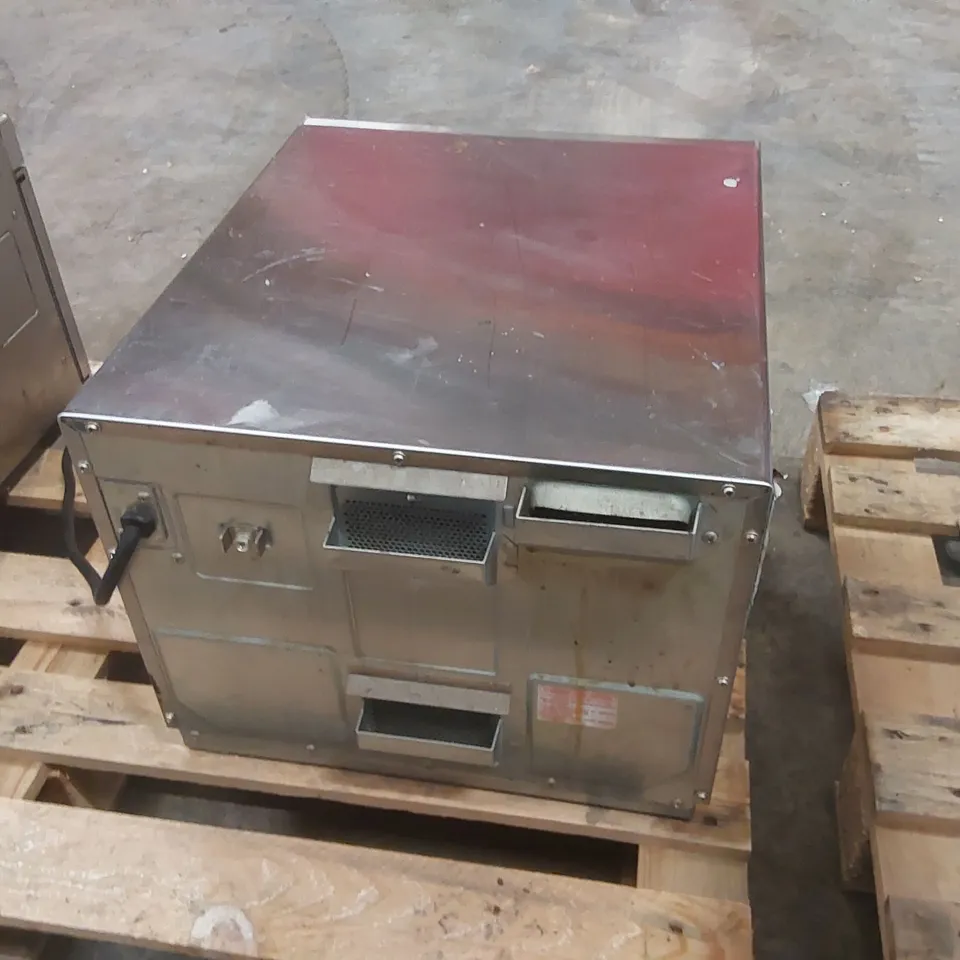 PANASONIC NE-1853 COMMERCIAL MICROWAVE OVEN