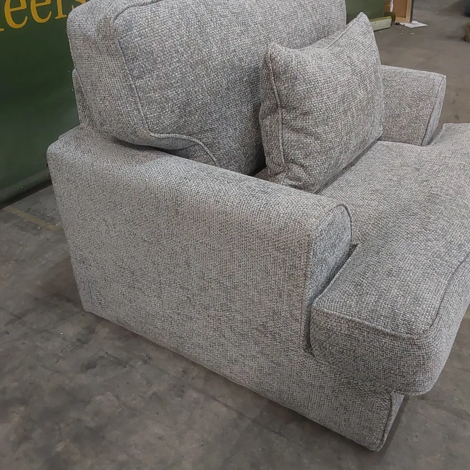 DESIGNER COTTAGE GREY FABRIC UPHOLSTERED ARMCHAIR