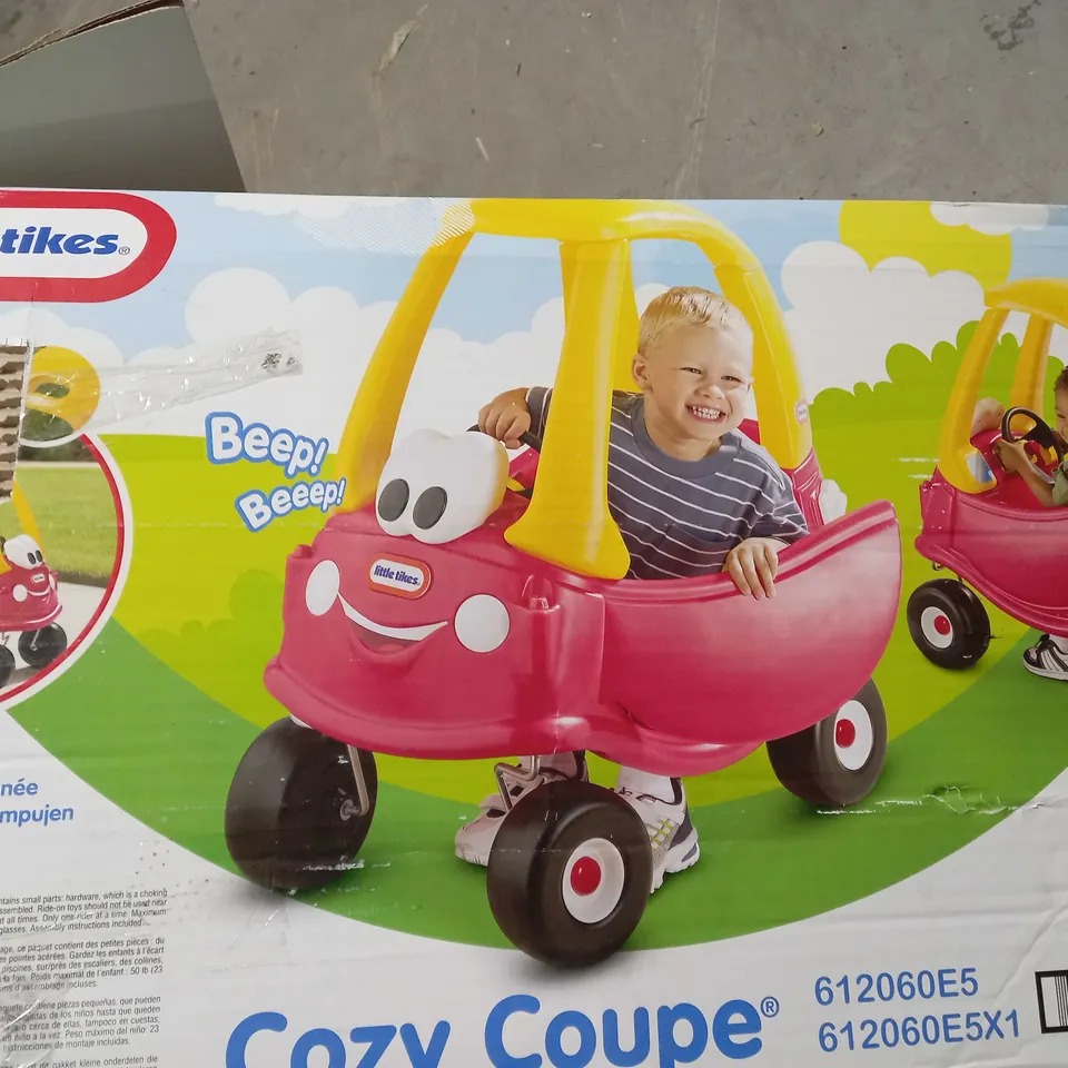LITTLE TIKES COZY COUPE RRP £74.99