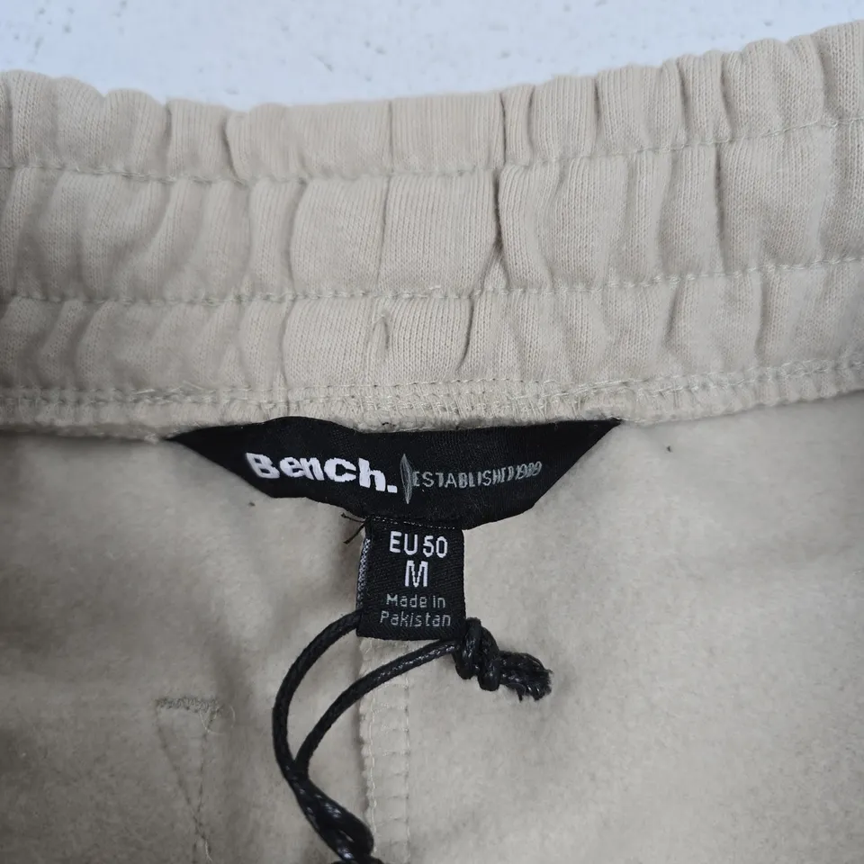 BENCH. BEIGE SHORTS – UK 40 (EU 50) M, MADE IN PAKISTAN
