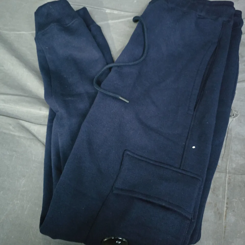 C.P. COMPANY JOGGERS IN NAVY - LARGE