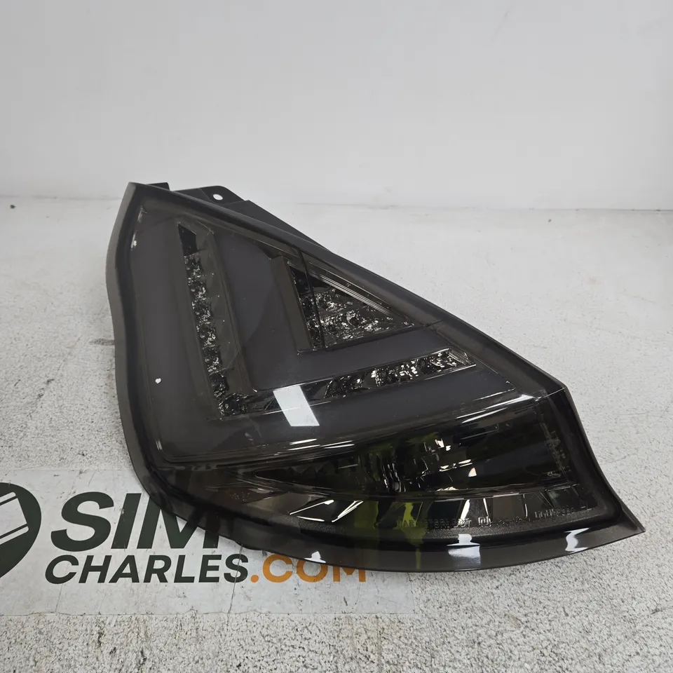 SMOKED BLACK LIGHTBAR REAR TAIL LIGHT ASSEMBLY - MODEL UNSPECIFIED