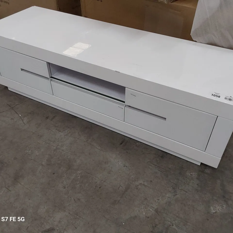 DESIGNER LOW TV UNIT WHITE