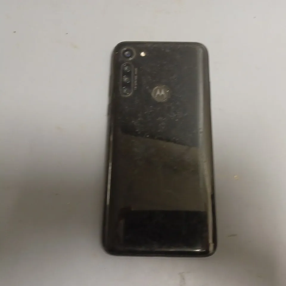 MOTOROLA MOTO G8 POWER
