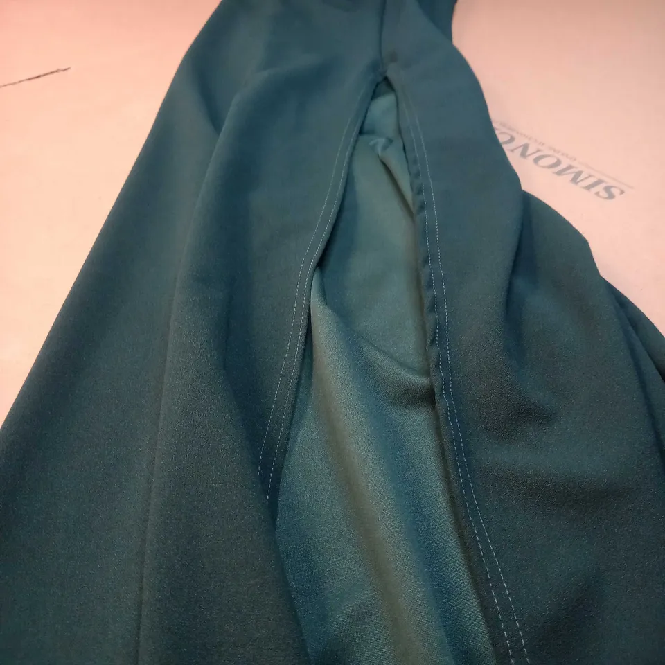 FEMME LUXE FOREST GREEN SQUARE NECK SIDE SPLIT MAXI DRESS - SIZE 8