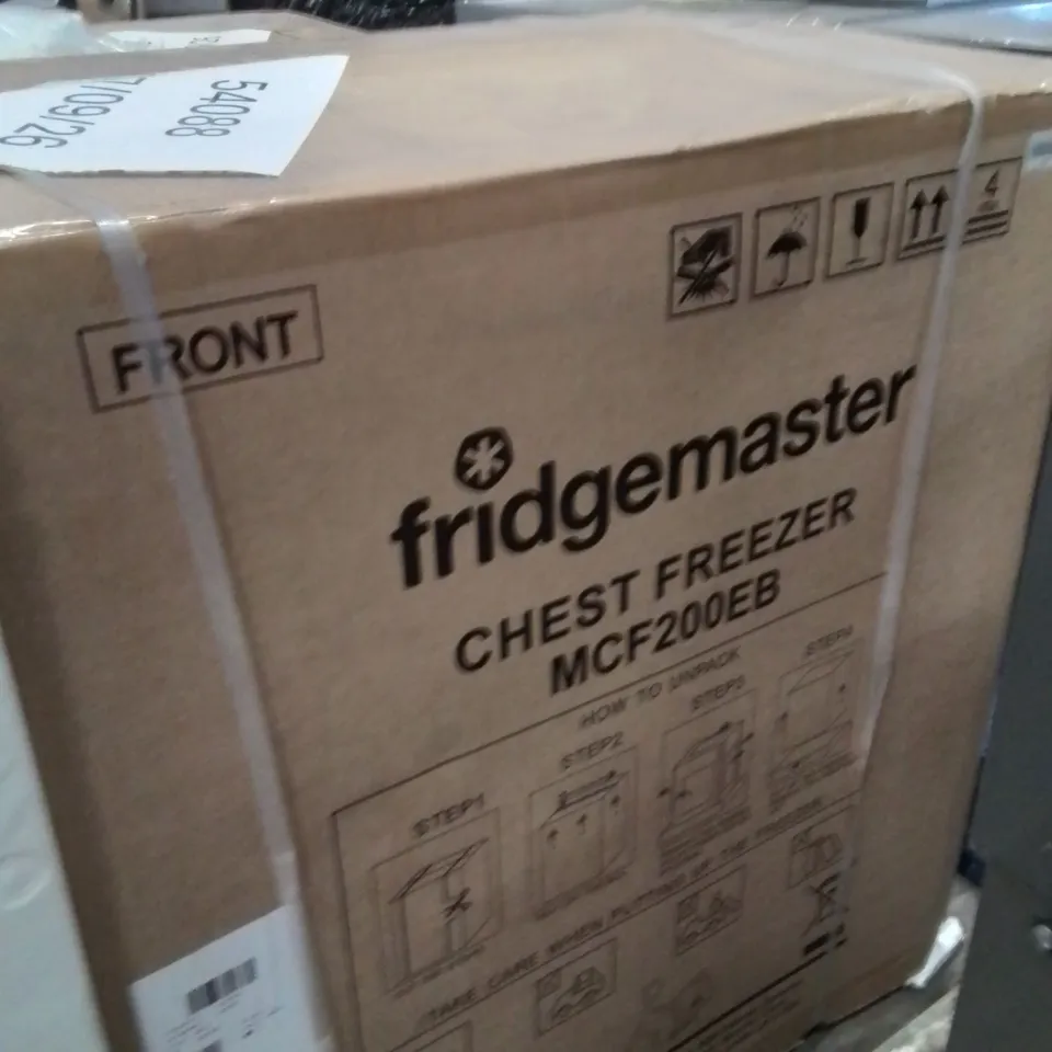 BOXED FRIDGEMASTER MCF200EB 198L FREES BLACK