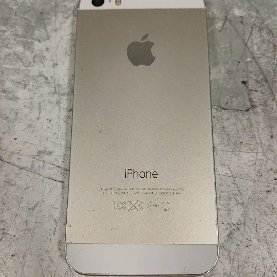 APPLE IPHONE 5S (A1533)