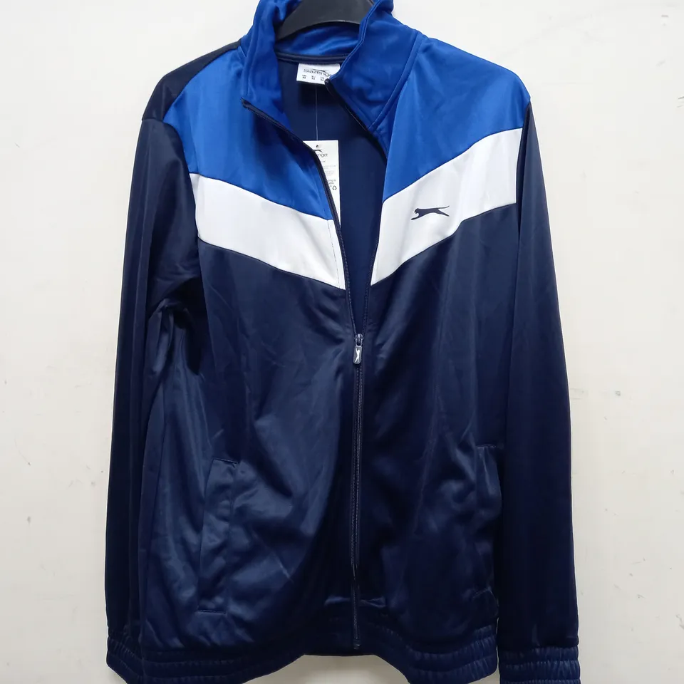 SLAZENGER TRACKSUIT JACKET IN NAVY/WHITE - MEDIUM