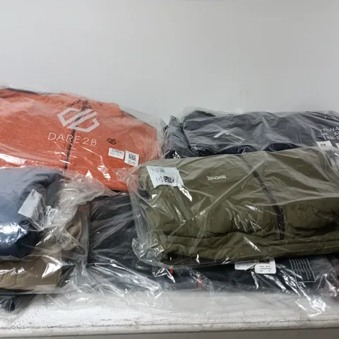 BOX OF APPROXIMATELY 18 BRAND NEW ASSORTED REGATTA CLOTHING ITEMS INCLUDING TORREK THERMAL FLEECE , VERTEX JACKET AND FRELTON JACKET