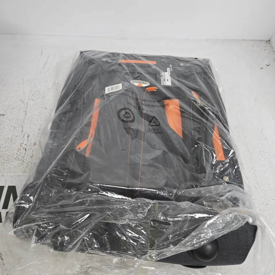 BORDERLINE TB53 WHEELED CASE – GREY/ORANGE, 22L