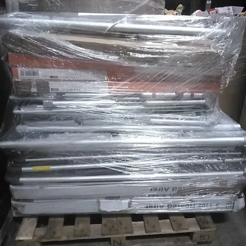 PALLET TO CONTAIN CLOTHES AIRERS 