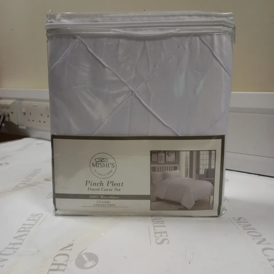 MISHI'S PINCH PLEAT SINGLE DUVET COVER SET