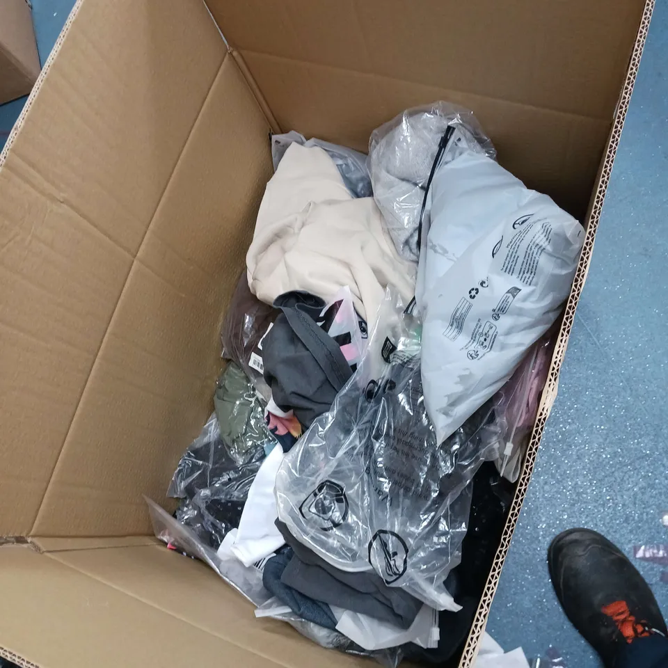 LARGE BOX OF ASSORTED CLOTHING ITEMS IN VARIOUS COLOURS AND SIZES INCLUDING TROUSERS , TOPS AND JUMPERS 