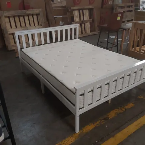 AADI SOLID WOOD 4'6" DOUBLE SHAKER BED FRAME WITH MATTRESS