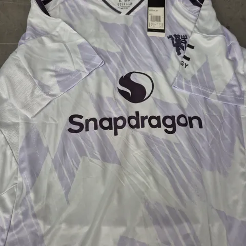 ADIDAS MANCHESTER UNITED FOOTBALL JERSEY SIZE XL