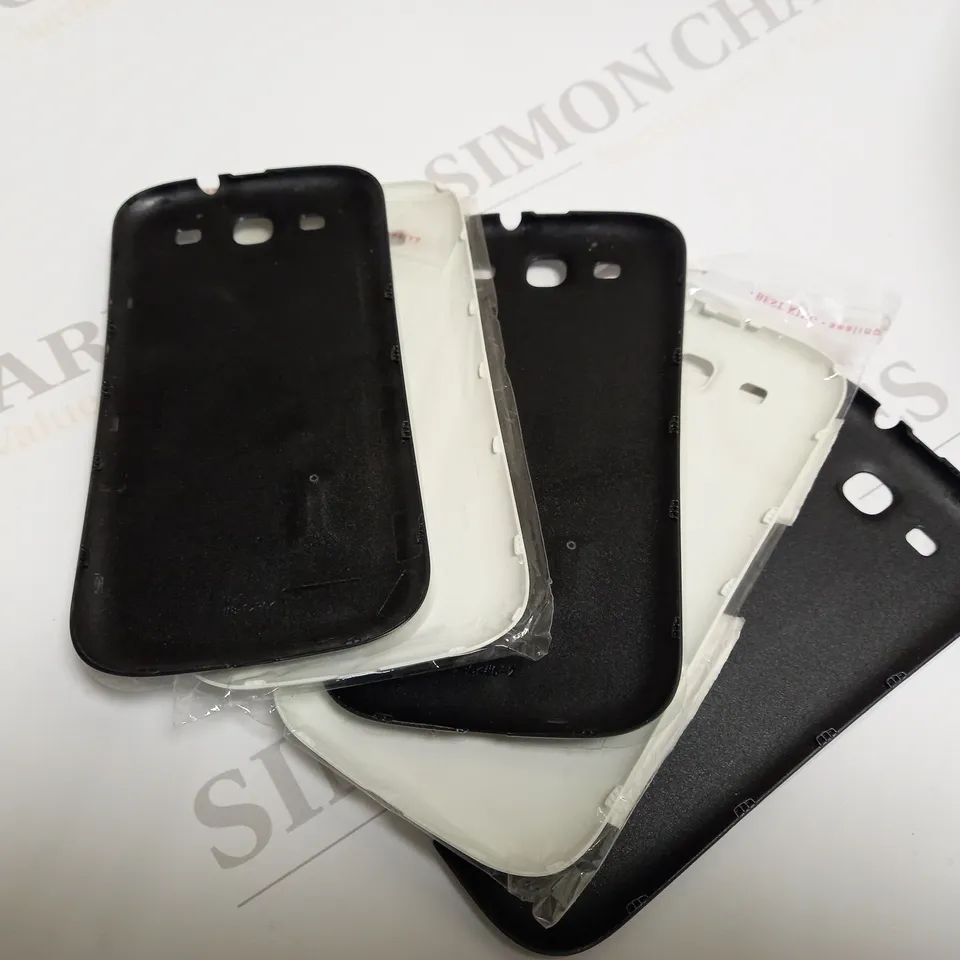 SAMSUNG S3 BACK COVERS WHITE/BLACK APPROX. 5 