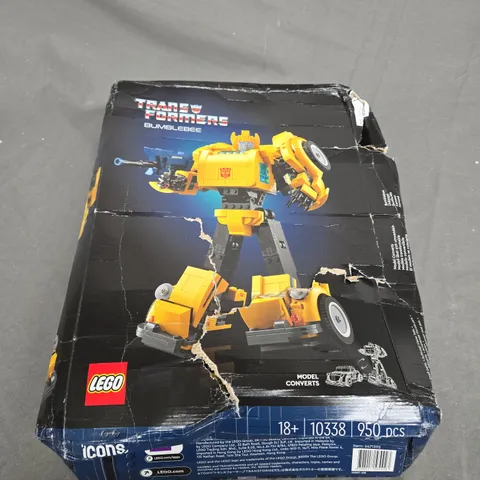 BOXED LEGO TRANSFORMERS BUMBLEBEE SET - 10338