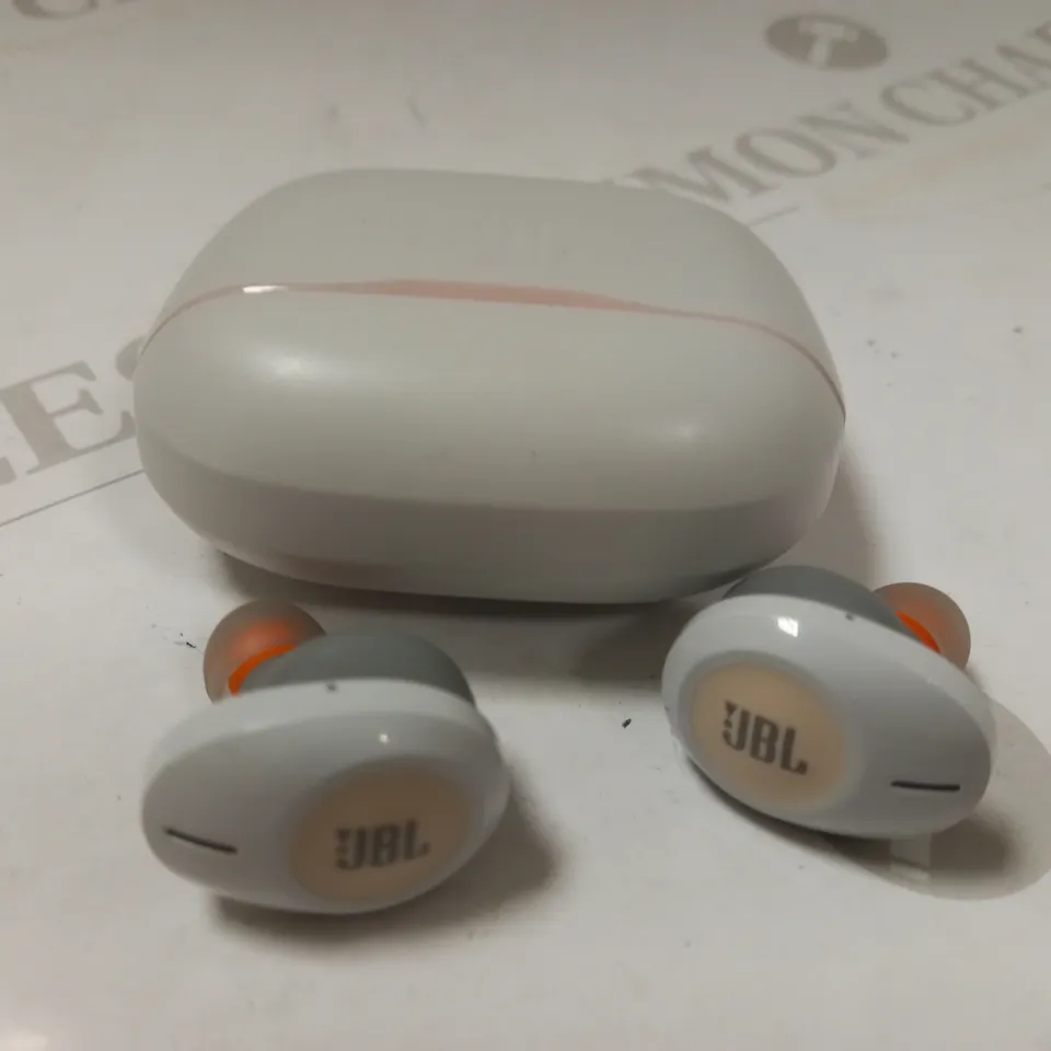 JBL PURE BASS ZERO CABLES 