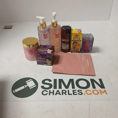 APPROXIMATELY 15 ASSORTED HEALTH & BEAUTY PRODUCTS TO INCLUDE LOREAL BARBER CLUB MOISTURISER, YONI GEL, BIODANCE COLLAGEN MASKS, ETC - COLLECTION ONLY