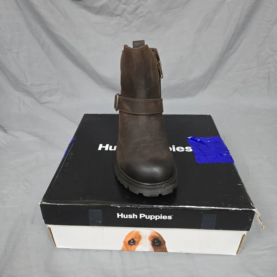 HUSH PUPPIES BROWN LEATHER ANKLE BOOTS. UK SIZE 4