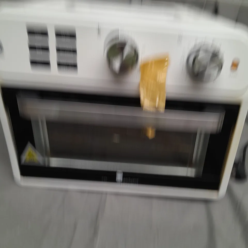 BOXED COOK'S ESSENTIAL AIR FRYER OVEN IN COOL GREY