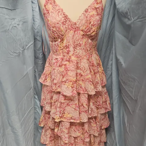 PRETTY LAVISH PINK FLORAL TIERED DRESS – UK 10 (US 6, EU 38)