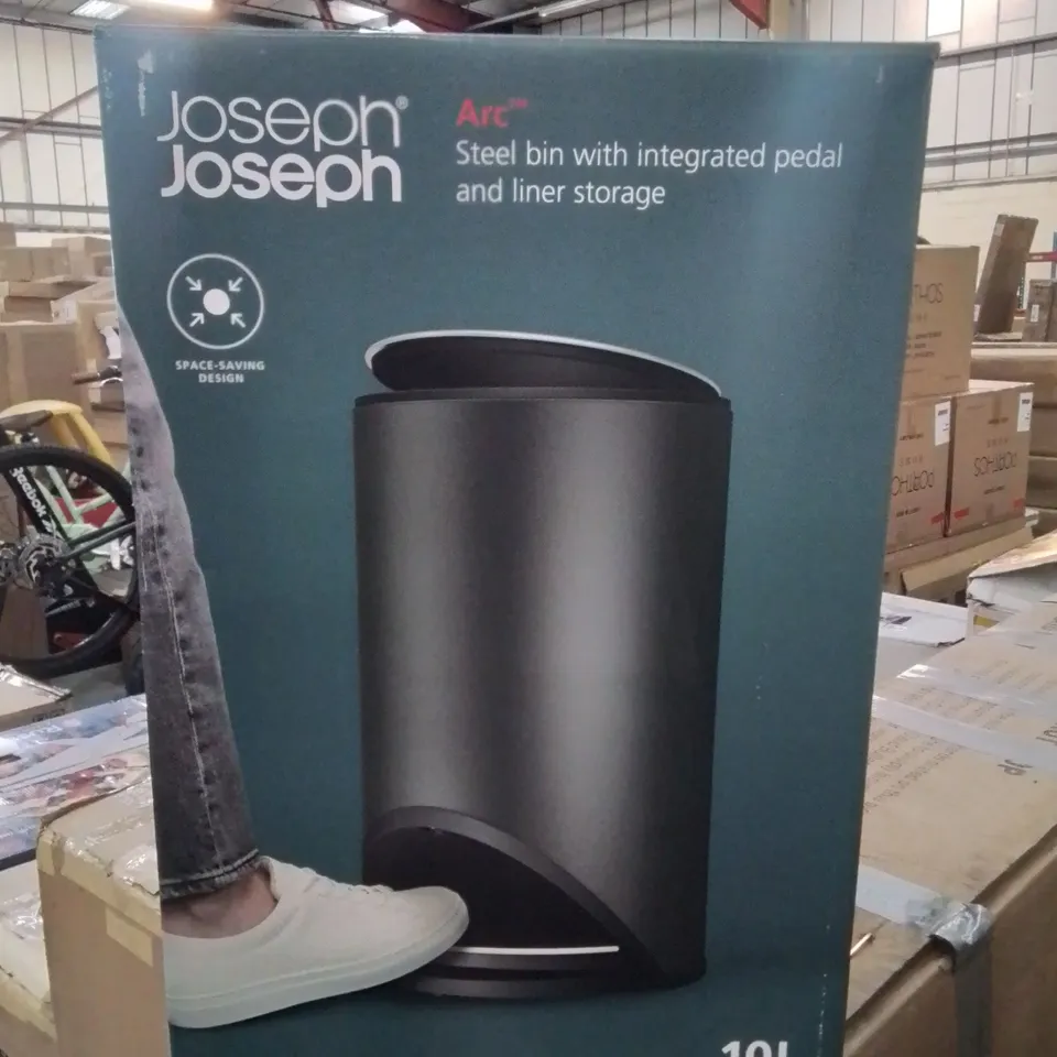 BOXED JOESEPH JOESEPH INTELLIGENT WASTE BIN 10 LITRE