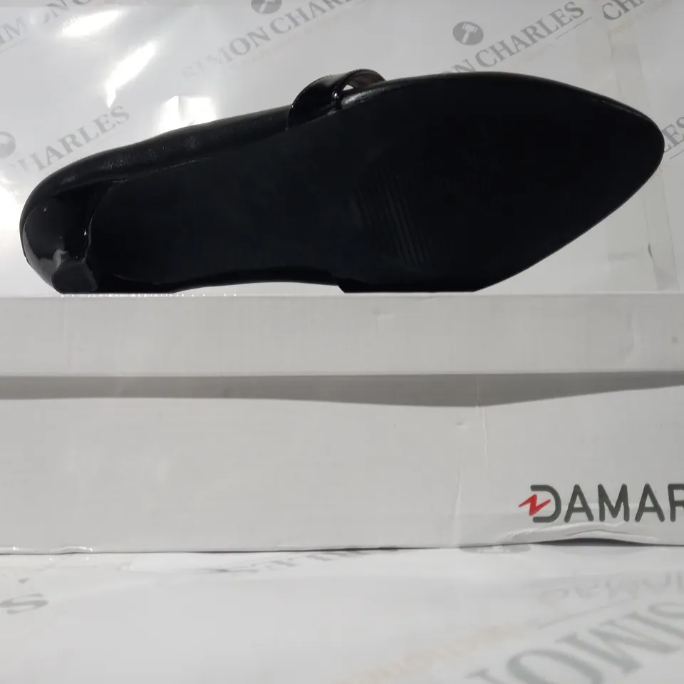 BOXED PAIR OF DAMART POINTED TOE HEELED COURT SHOES IN BLACK SIZE 7