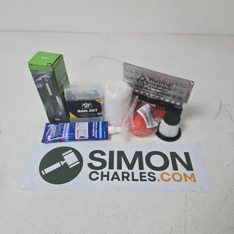 APPROXIMATELY 15 ASSORTED HOUSEHOLD ITEMS TO INCLUDE NAIL SET, MOULD MAGIC, FLASHLIGHT, ETC