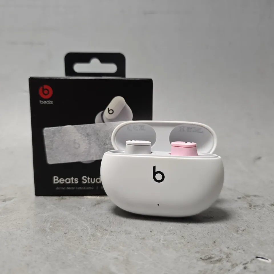 BOXED BEATS STUDIO BUDS 