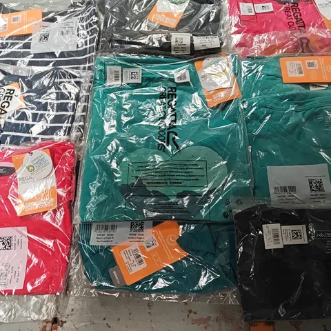 LOT OF 10 ASSORTED BRAND NEW REGATTA T-SHIRTS & IN VARIOUS STYLES, COLOURS AND SIZES