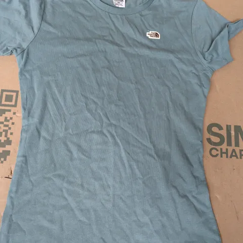 THE NORTH FACE SHORT SLEEVE T-SHIRT IN BLUE SIZE MEDIUM